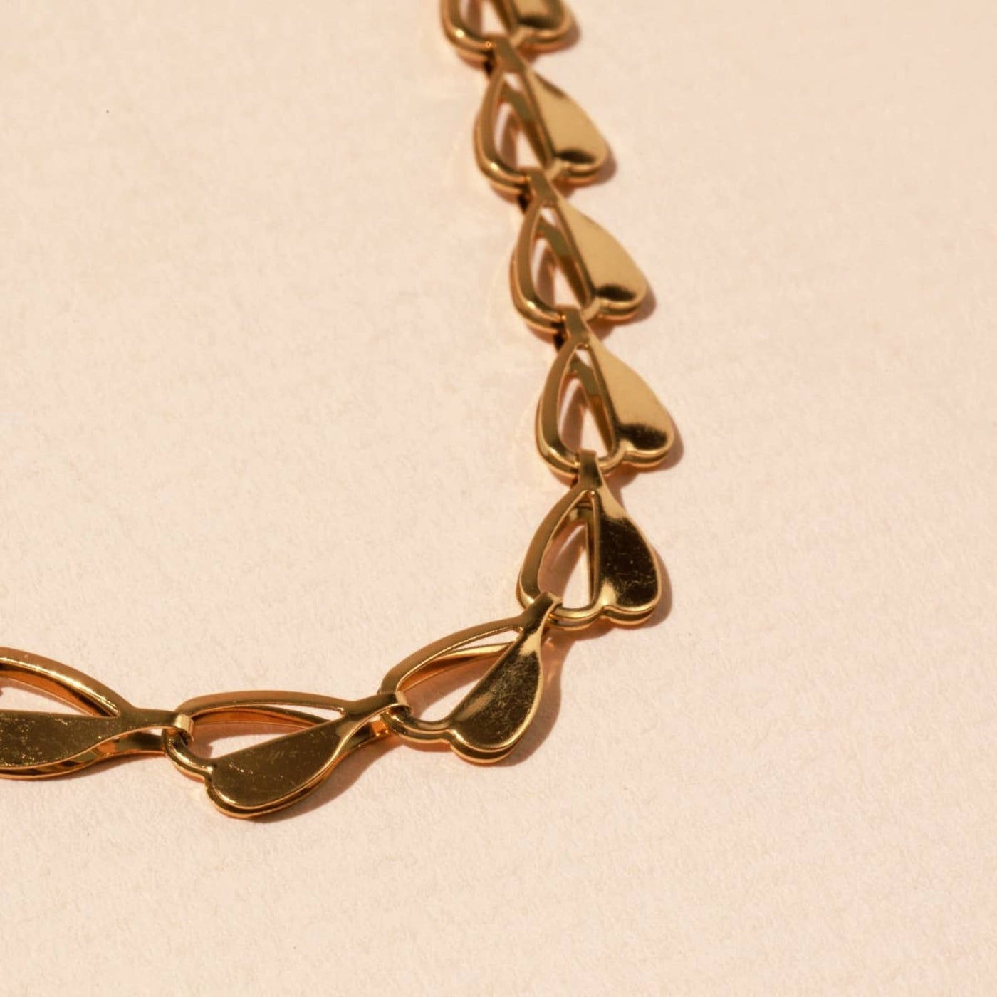 18K Gold Plated Linked Hearts Necklace - Gold - 190 Jewelry