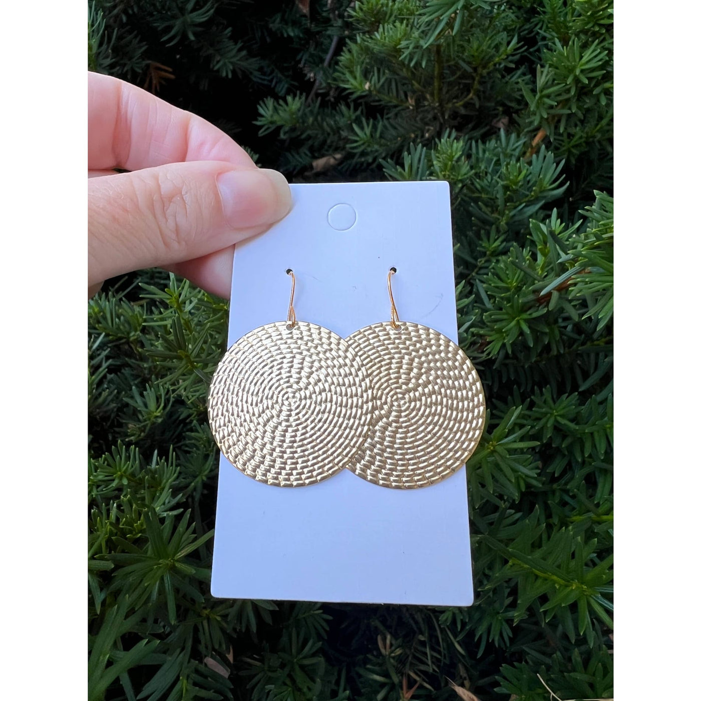 Embossed Disc Earrings - Gold - 190 Jewelry