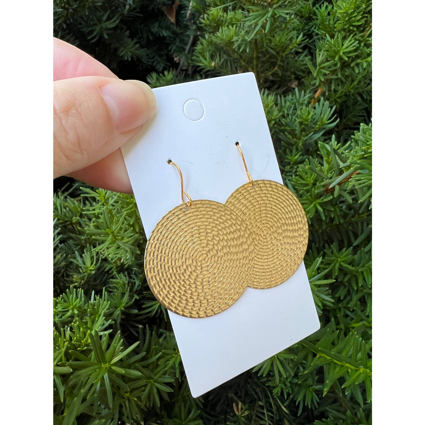 Embossed Disc Earrings - Gold - 190 Jewelry