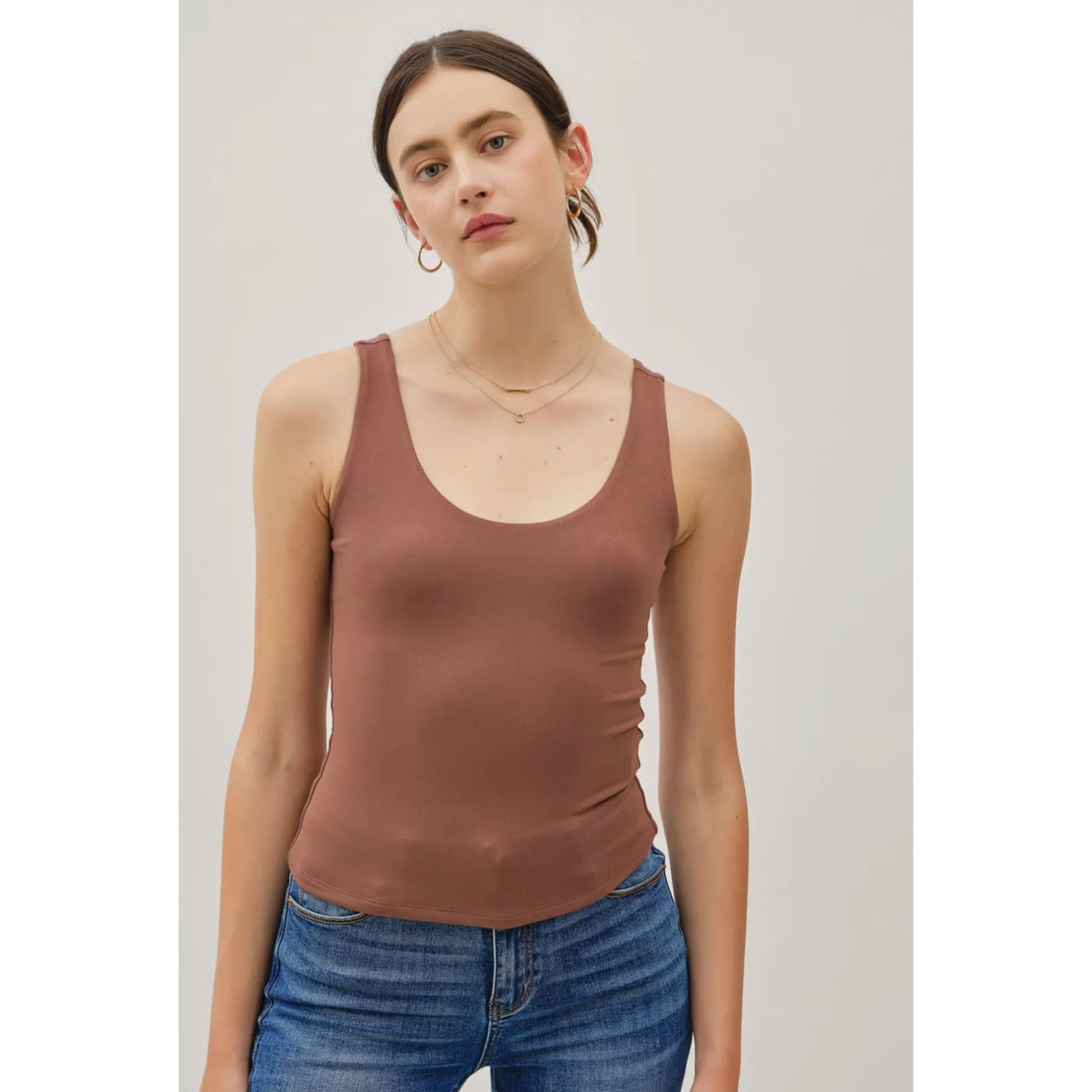 Everyday Basic Tank - S / Scoop Neck / Milk Chocolate - 180 Basics