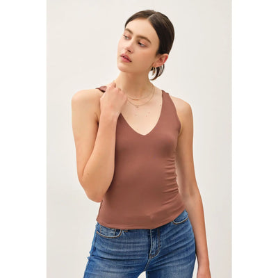 Everyday Basic Tank - S / V Neck / Milk Chocolate - 180 Basics