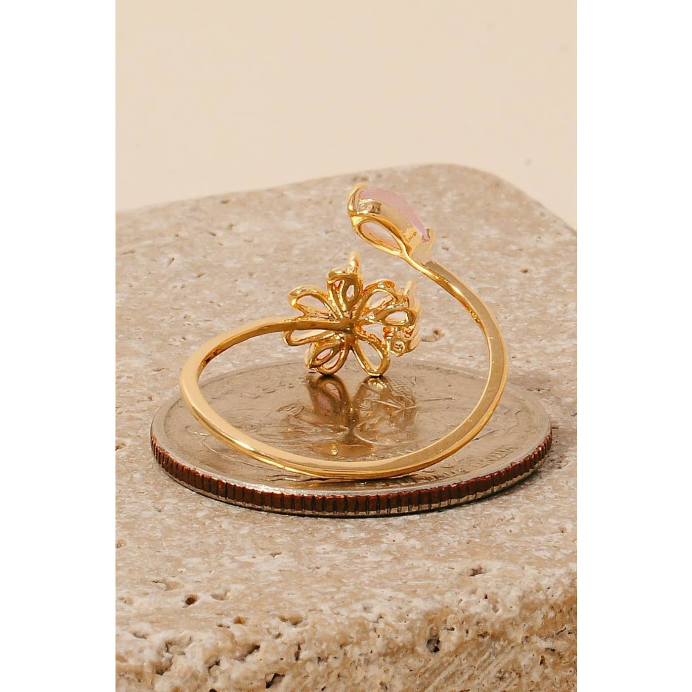 Oval And Floral Open Ring - Gold - 190 Jewelry