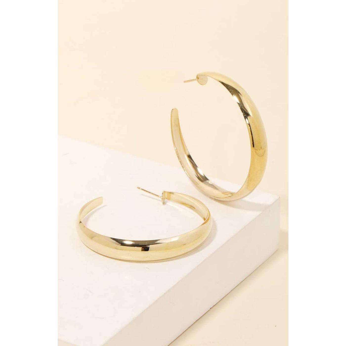 Smooth Circle Hoop Earrings - Gold - 190 Jewelry