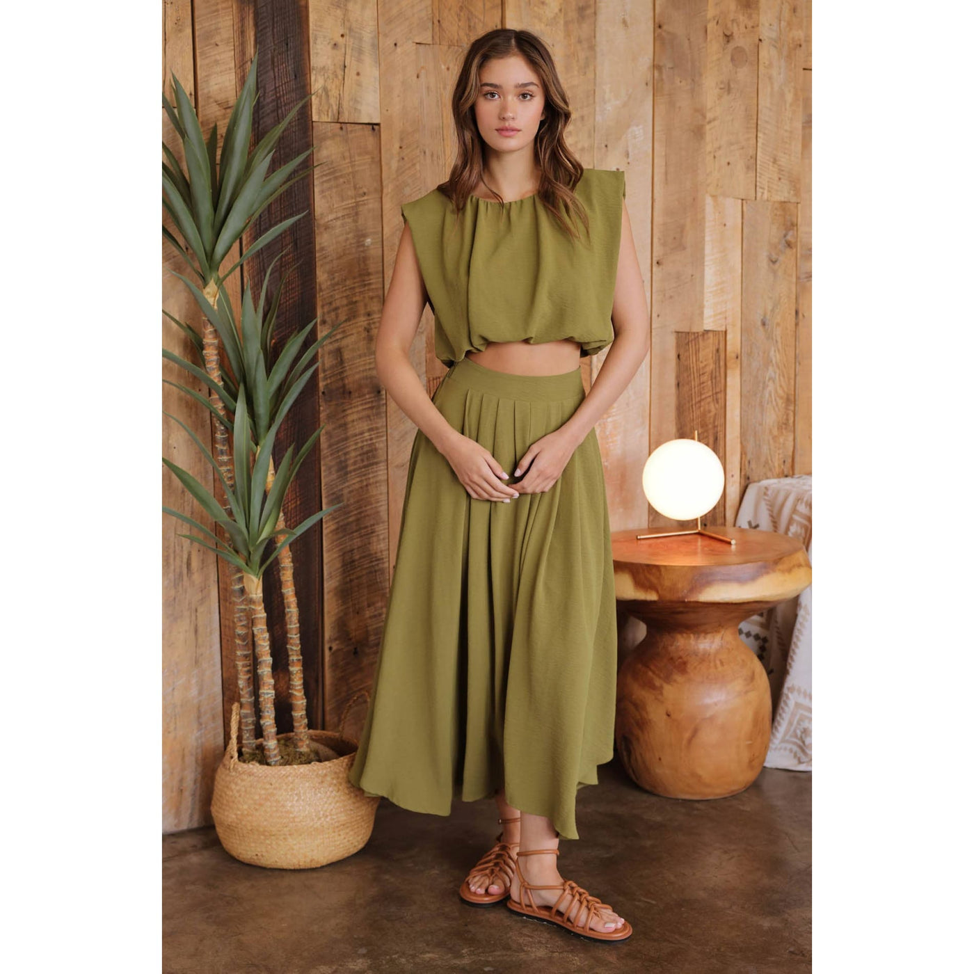 Taking A Stand Top - S / Olive - 100 Short/Sleeveless Tops