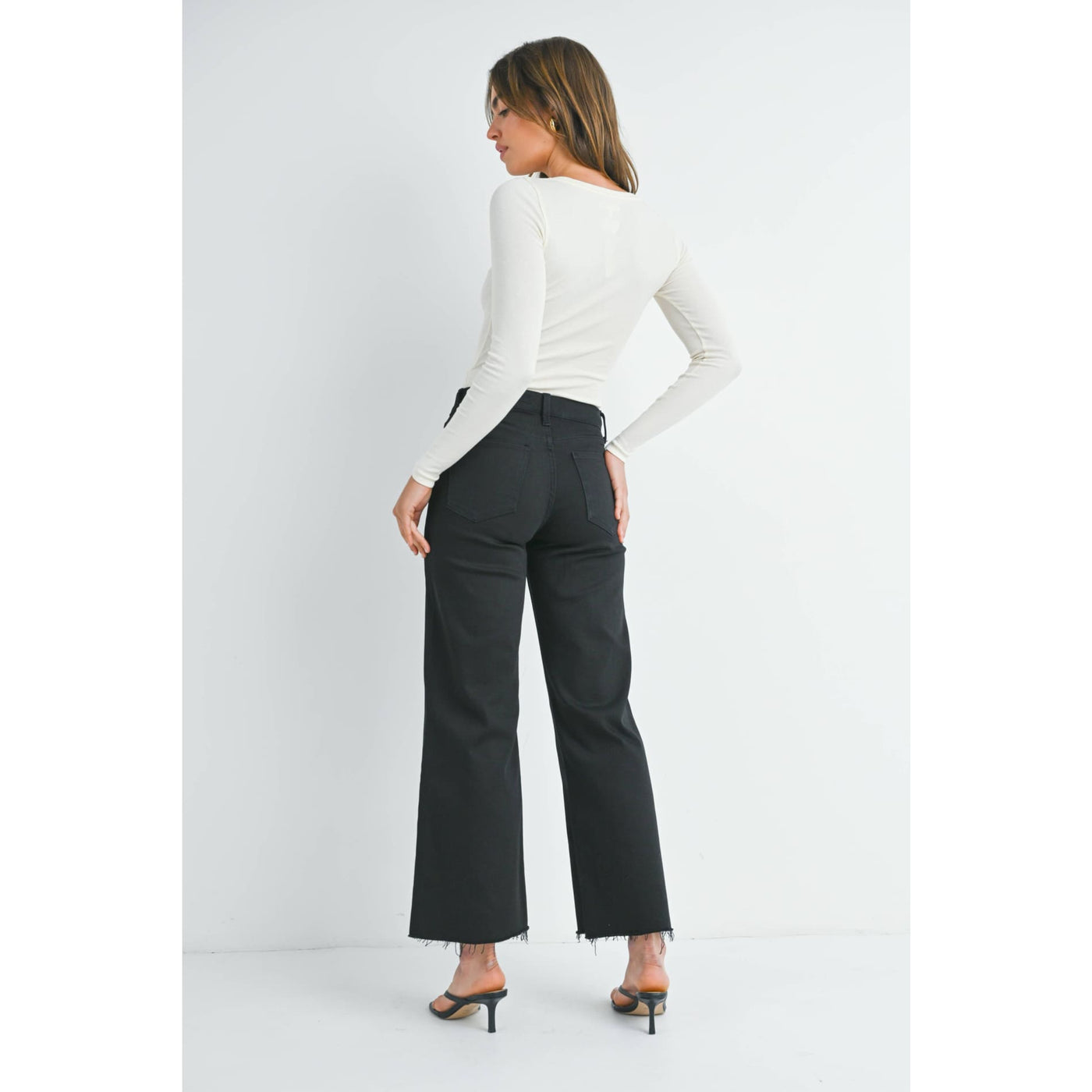 The Georgina Jeans - High Rise Wide Leg - 160 Denim