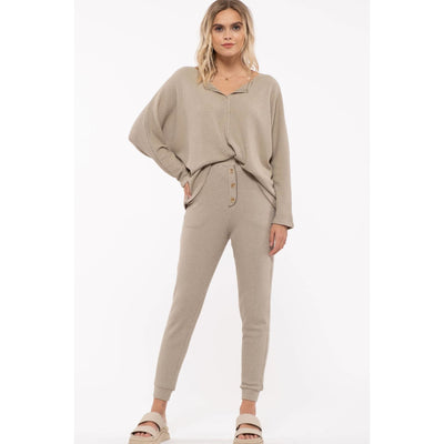 Time To Chill Lounge Top - S / Light Olive - 120 Long Sleeve Tops