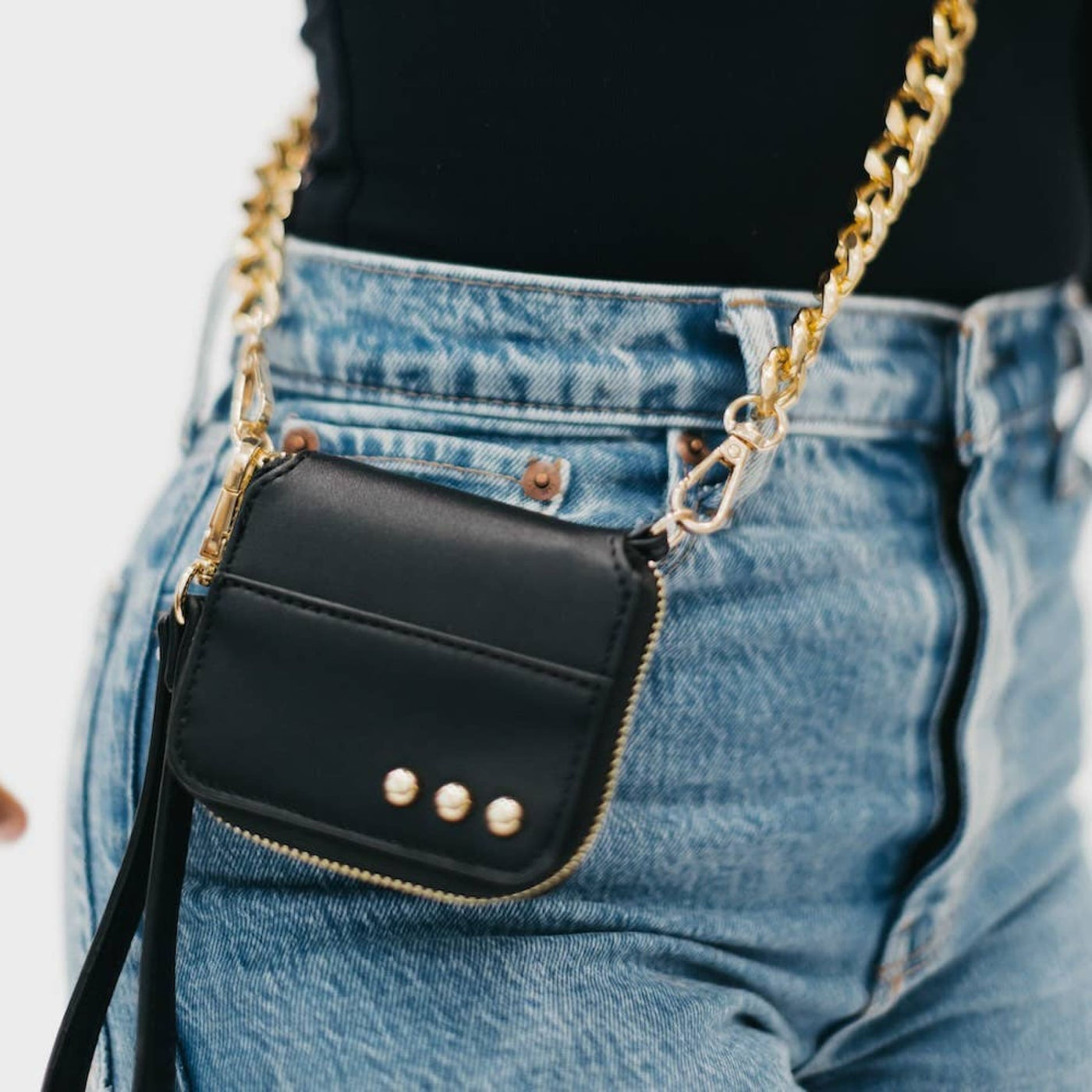 Winnie Wallet Chain Bag - Black/Gold - 200 Handbags